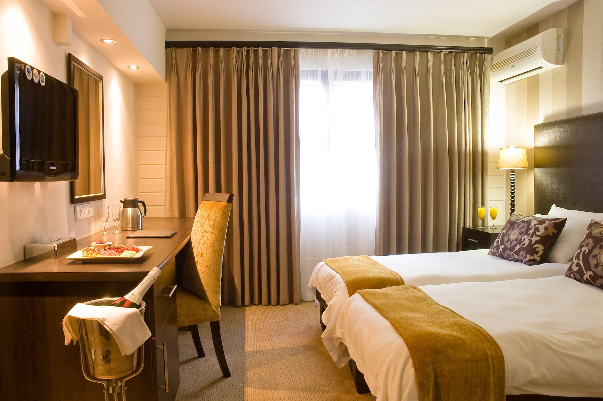 The Kelway Hotel Port Elizabeth Exteriör bild